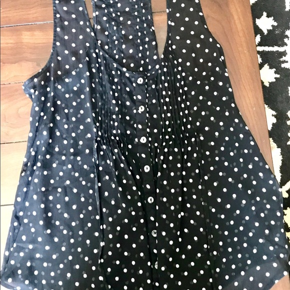 Black & White Polka dot Top Sleeveless. Medium - Picture 3 of 8